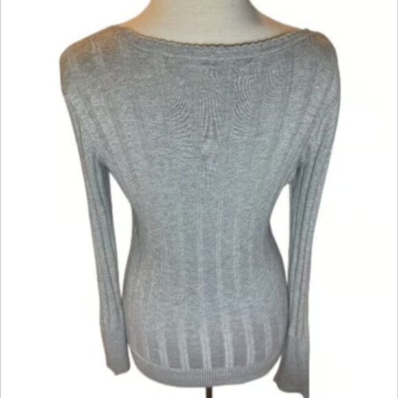Express MSRP $68 Gray Long Sleeve Knit Top Sweater Ribbed Scoop Neck Top Medium - Picture 4 of 8